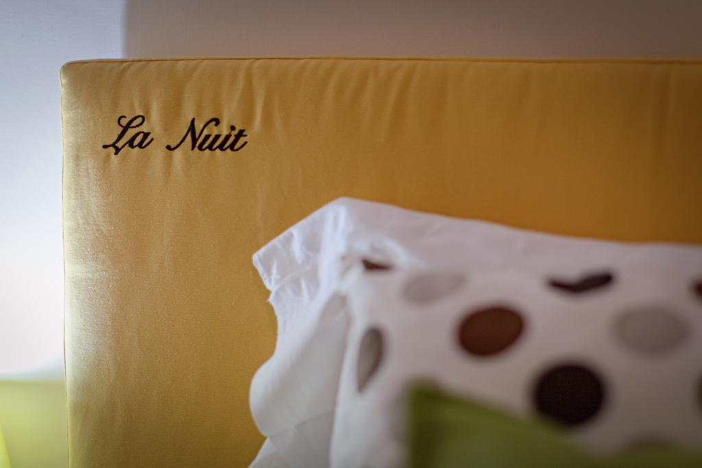 La Nuit Bed and Breakfast Bari Værelse billede