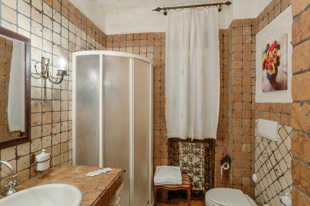 La Nuit Bed and Breakfast Bari Værelse billede